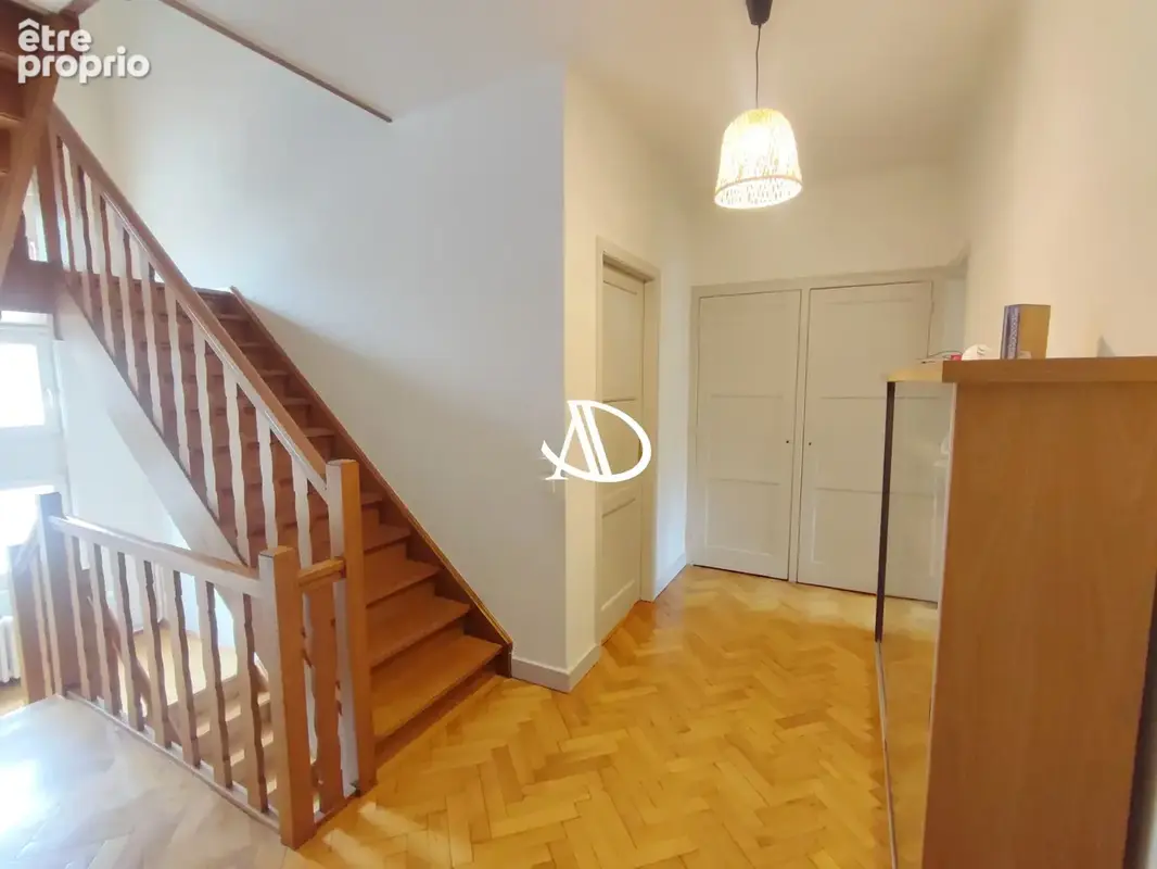 Maison de caractere 4 chambres jardin garage cave - photo 9