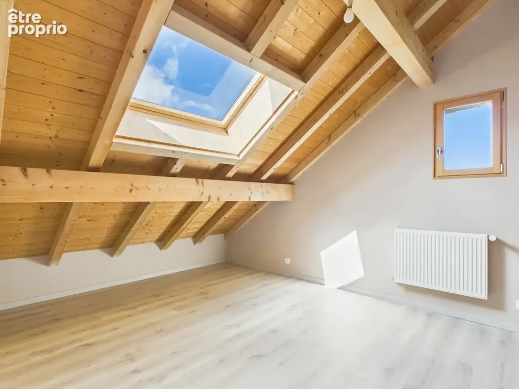 Maison composée de 3 appartements et terrain de 2 378 m2 - photo 12