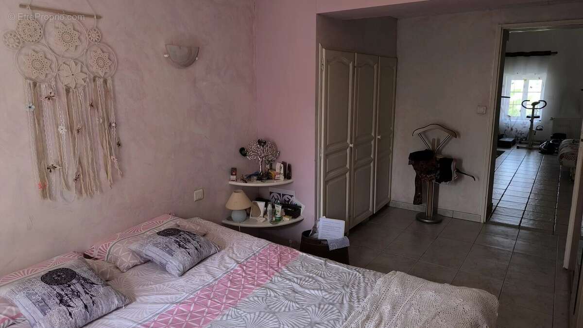 Maison 179 m² à Corcelles-En-Beaujolais  - photo 6