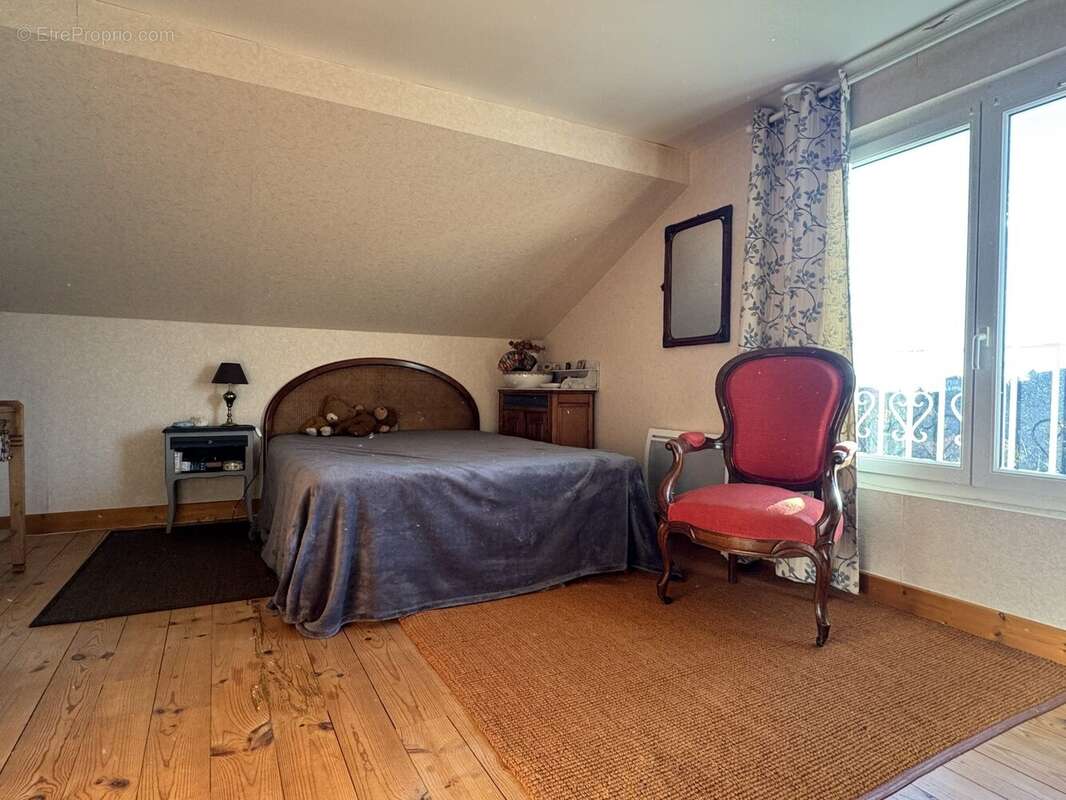 Maison à CHATELGUYON