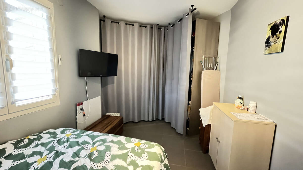 Maison à RIBAUTE-LES-TAVERNES