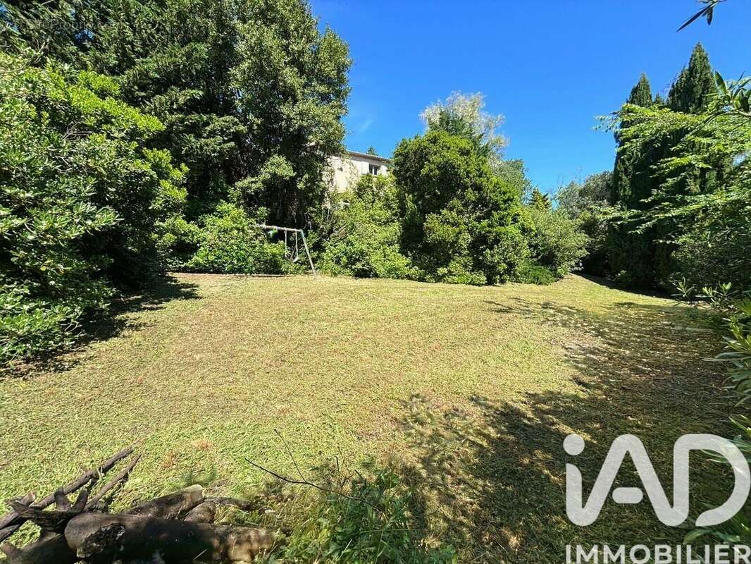 Photo 3 - Terrain à PONT-SAINT-ESPRIT