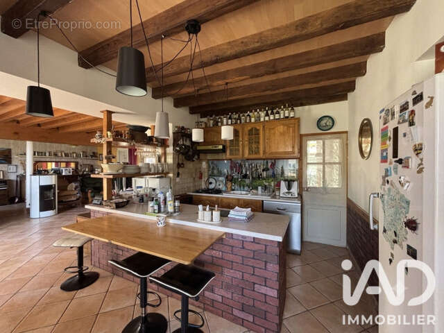 Maison 160 m² à La Chatre-Langlin  - photo 3