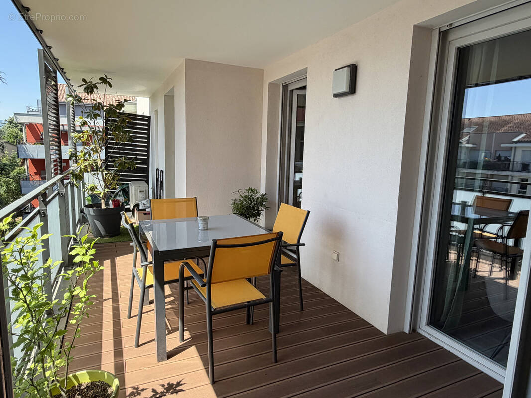 Appartement à CRAPONNE