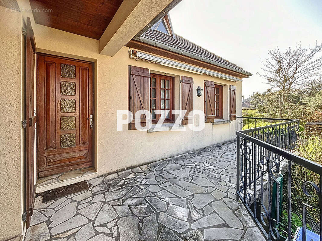 Maison à SAINT-PAIR-SUR-MER