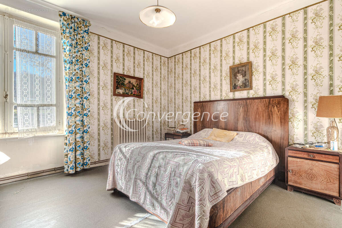 Maison à LA PORCHERIE