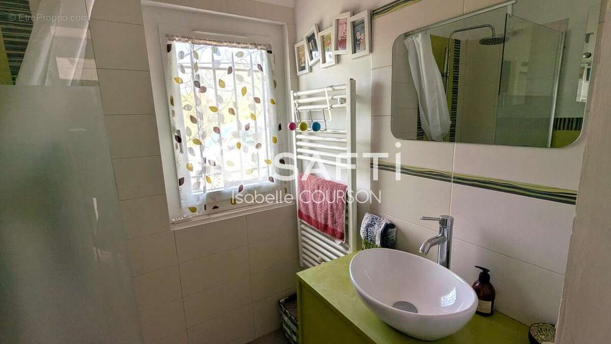 Maison 150 m² à Pertuis  - photo 9