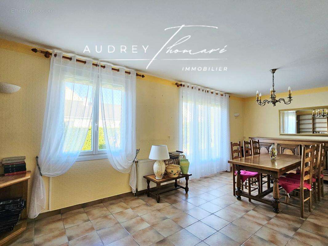 Maison à NANTEUIL-LE-HAUDOUIN