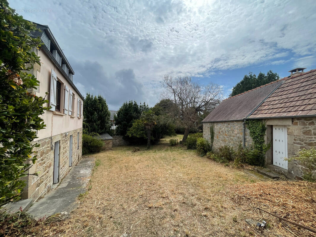 Maison à TREBEURDEN