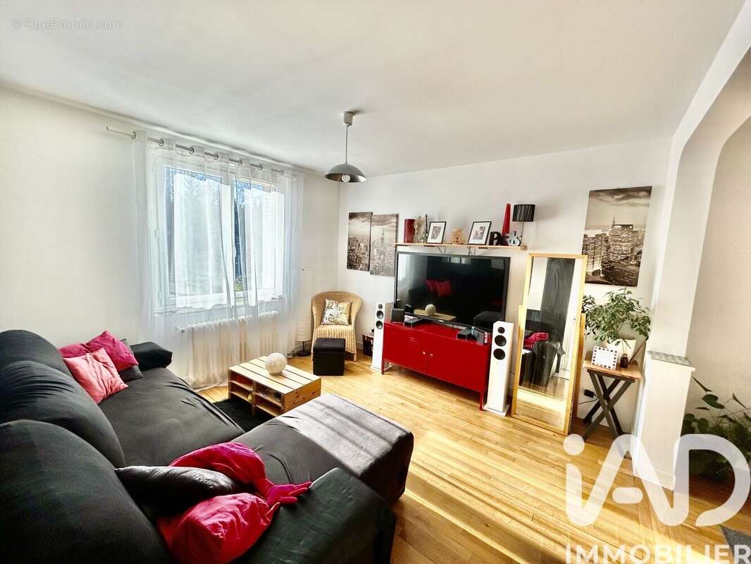 Photo 9 - Maison à URY