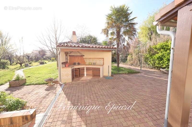 Maison à NOUAILLE-MAUPERTUIS