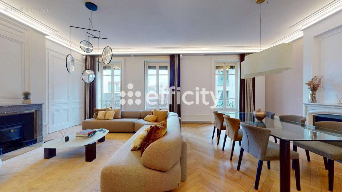 Appartement à LYON-6E
