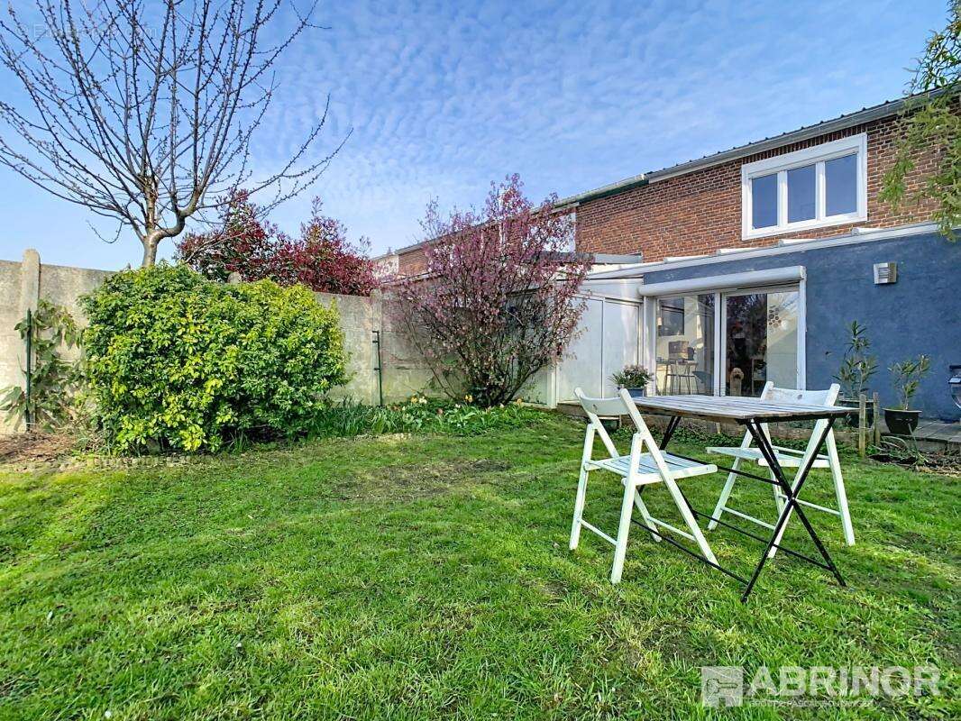 Maison à VILLENEUVE-D'ASCQ