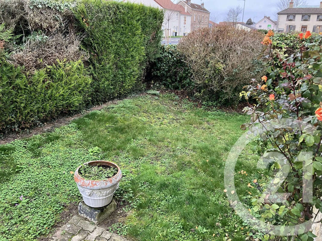 Maison à SAINT-MEMMIE