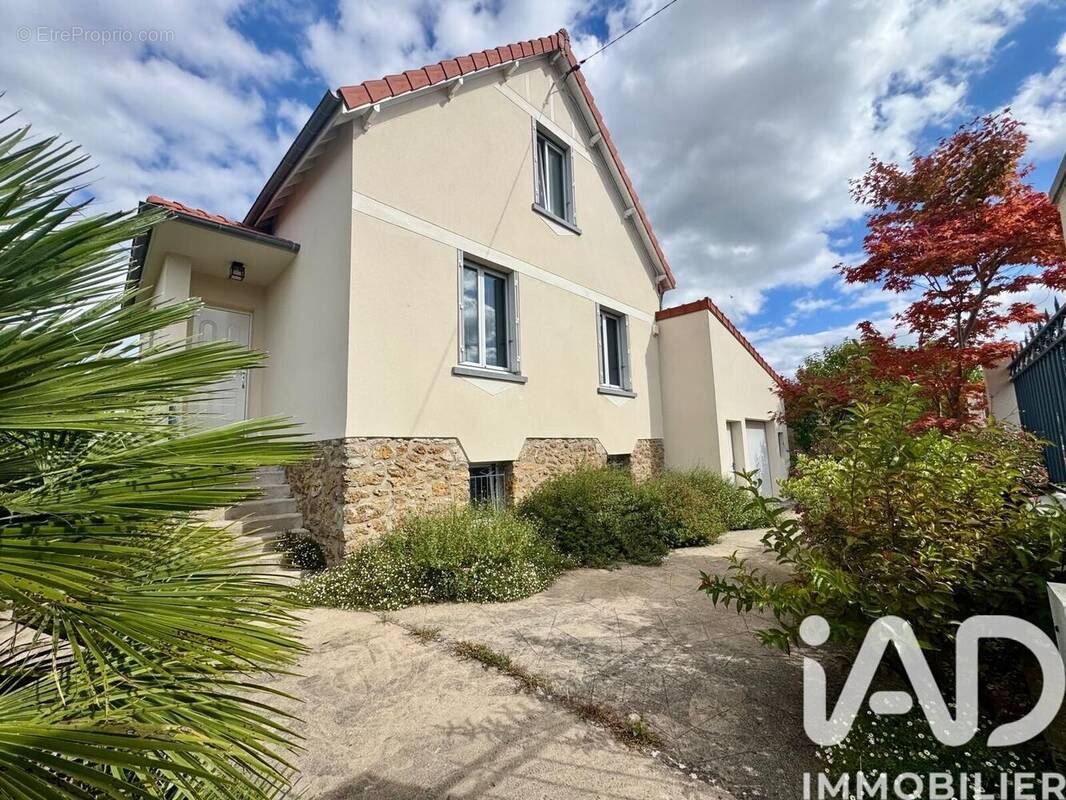 Photo 1 - Maison à ORMESSON-SUR-MARNE