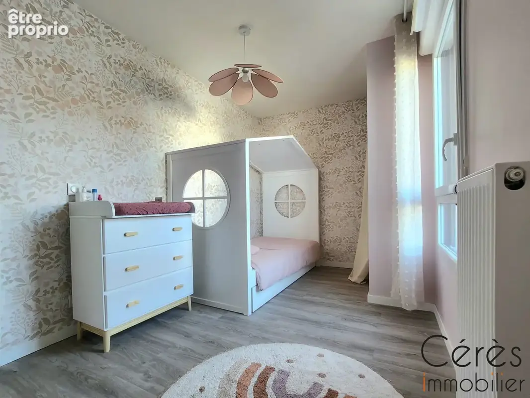 Appartement 4 pièces 90 m² à vendre à Romainville (93230) - photo 6