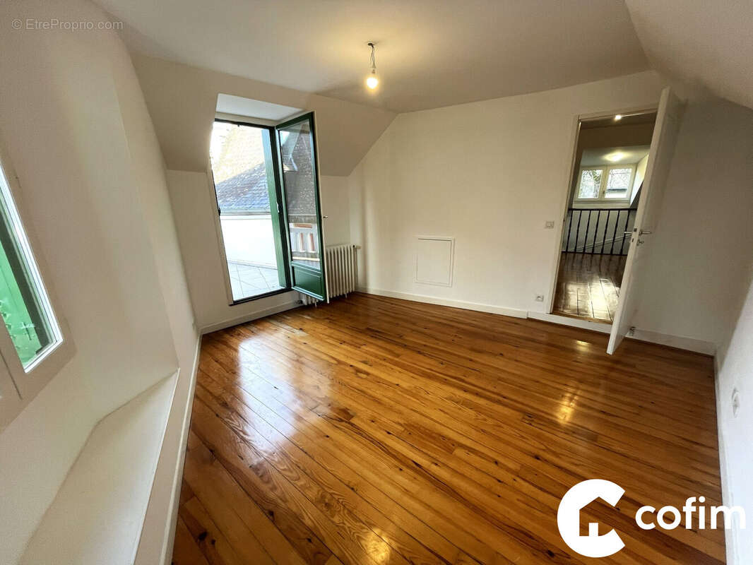 Maison à OLORON-SAINTE-MARIE