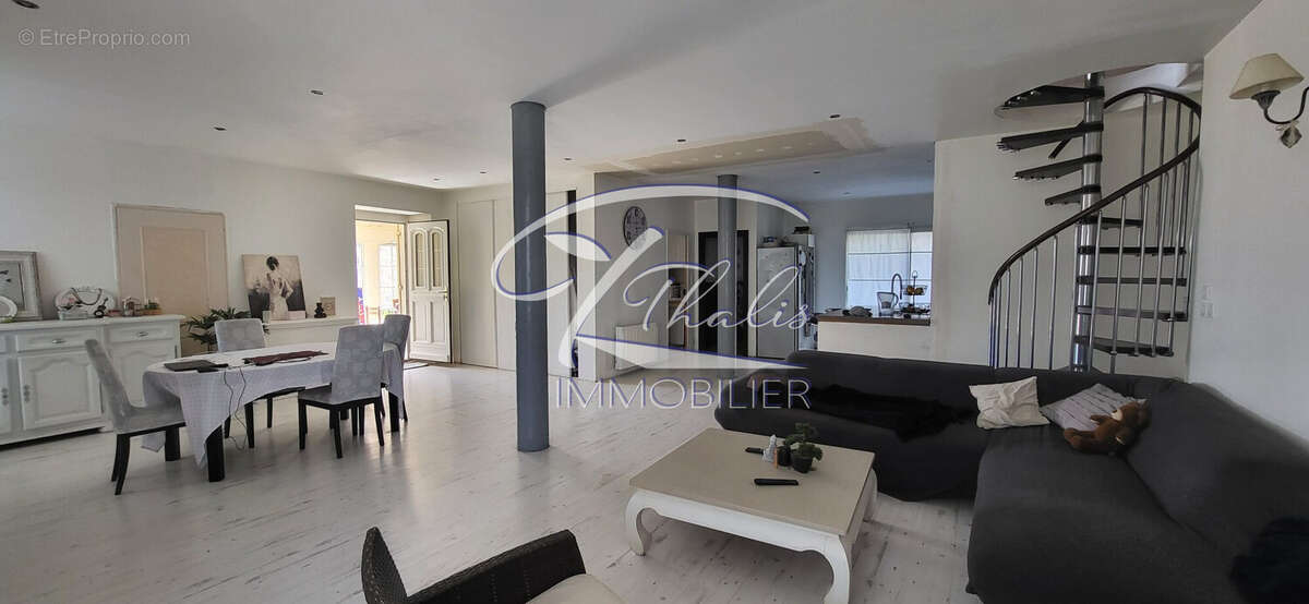 Maison à SAINT-LOUBES