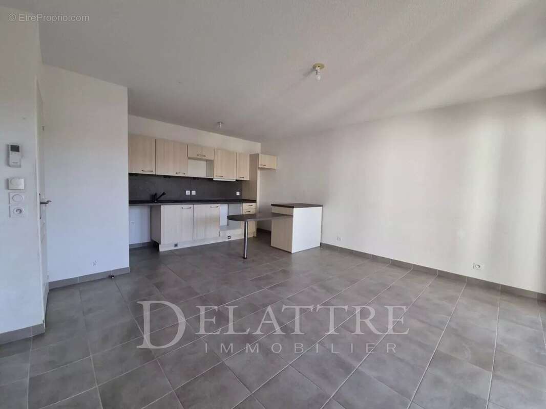 Appartement à LE ROURET