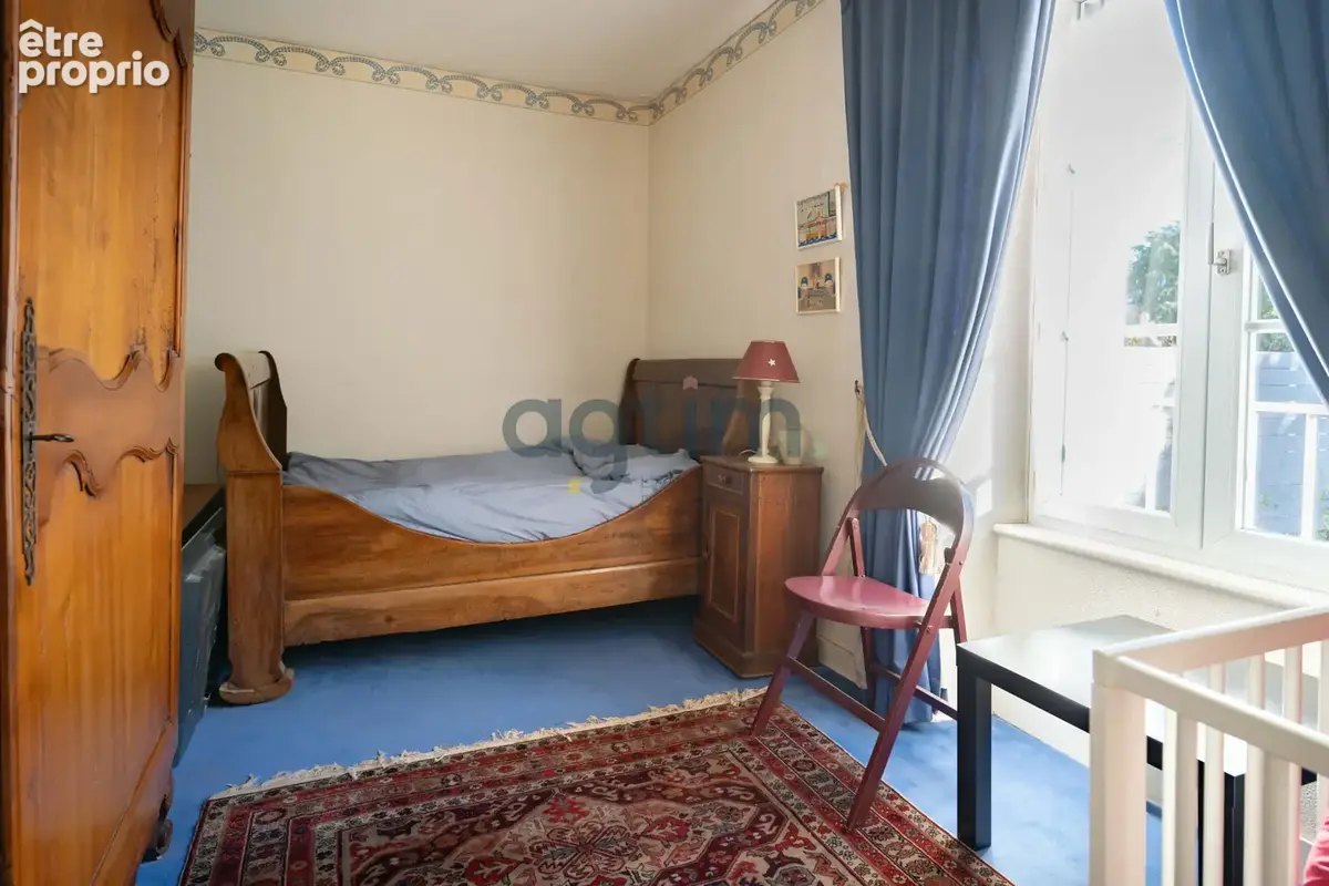 A 30 min de Nantes, centre Montaigu, maison de ville 202m2 hab, 5 chambres, garage et dépendance, terrain - photo 13
