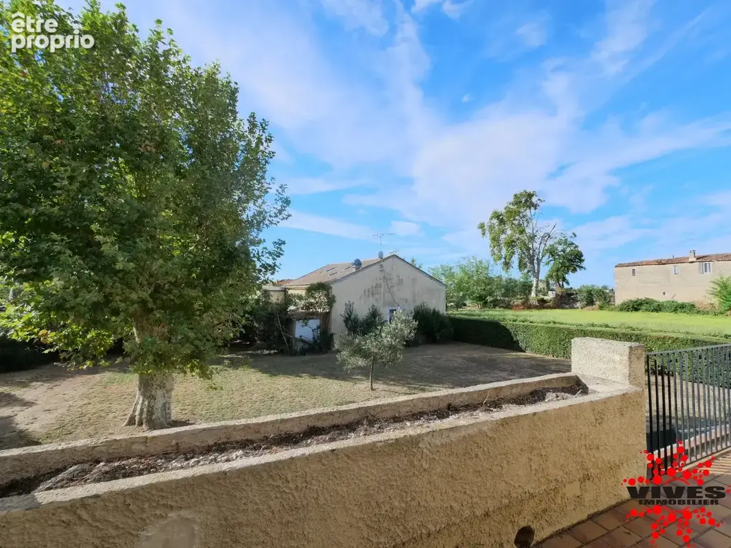Appartement T3 avec terrasse et garage - photo 2