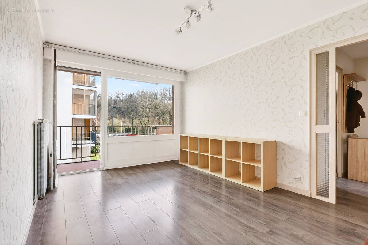 Appartement à SAINT-JULIEN-EN-GENEVOIS