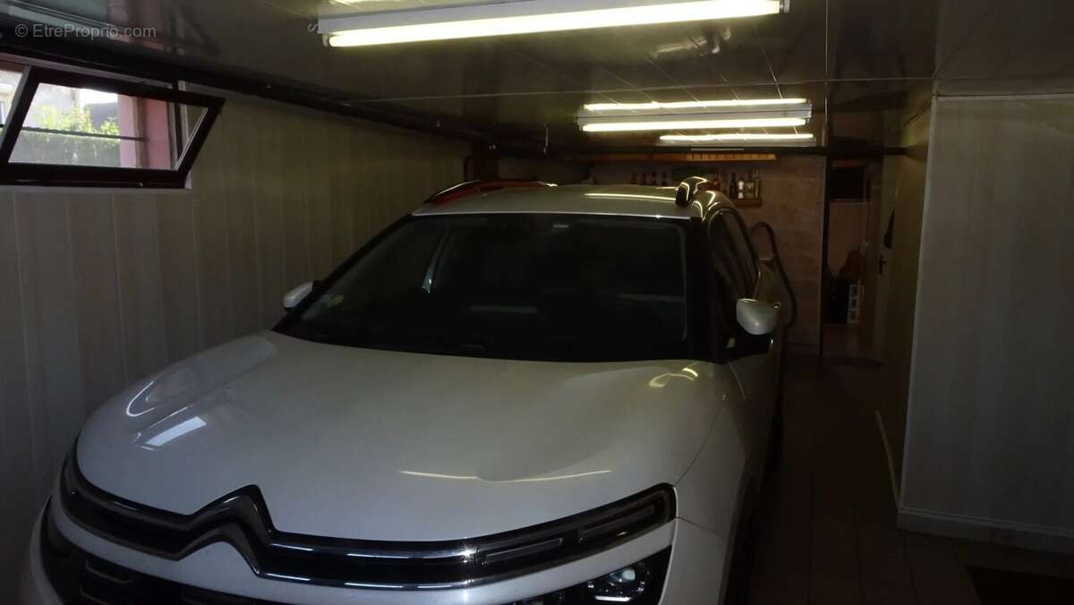 Maison à CHEVIGNY-SAINT-SAUVEUR