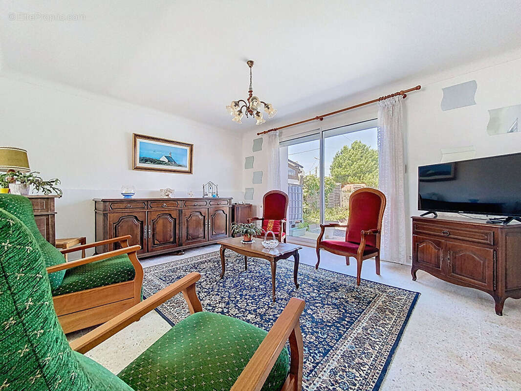 Maison à PORT-DES-BARQUES