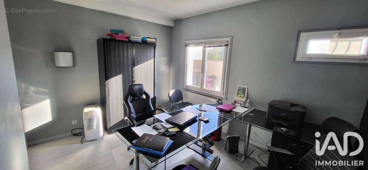 Photo 5