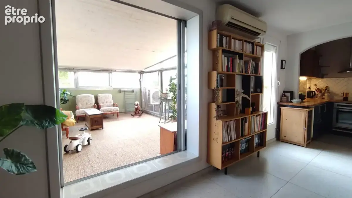 Appartement 76 m² à Arles  - photo 6