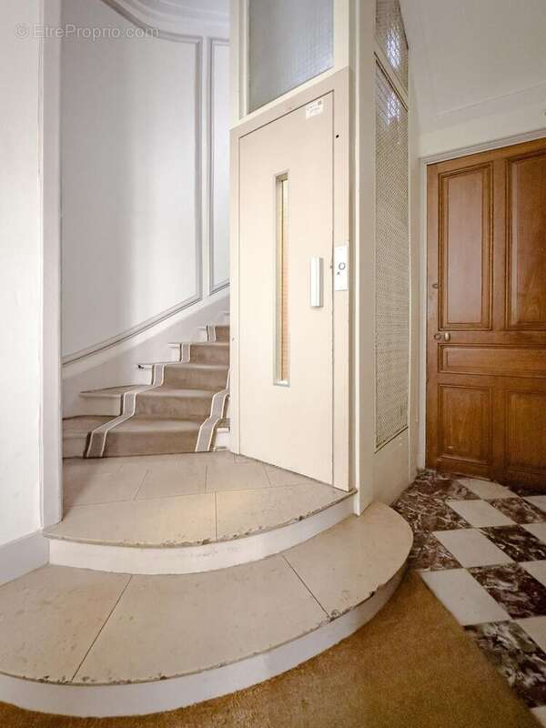 Photo 4 - Appartement à PARIS-17E