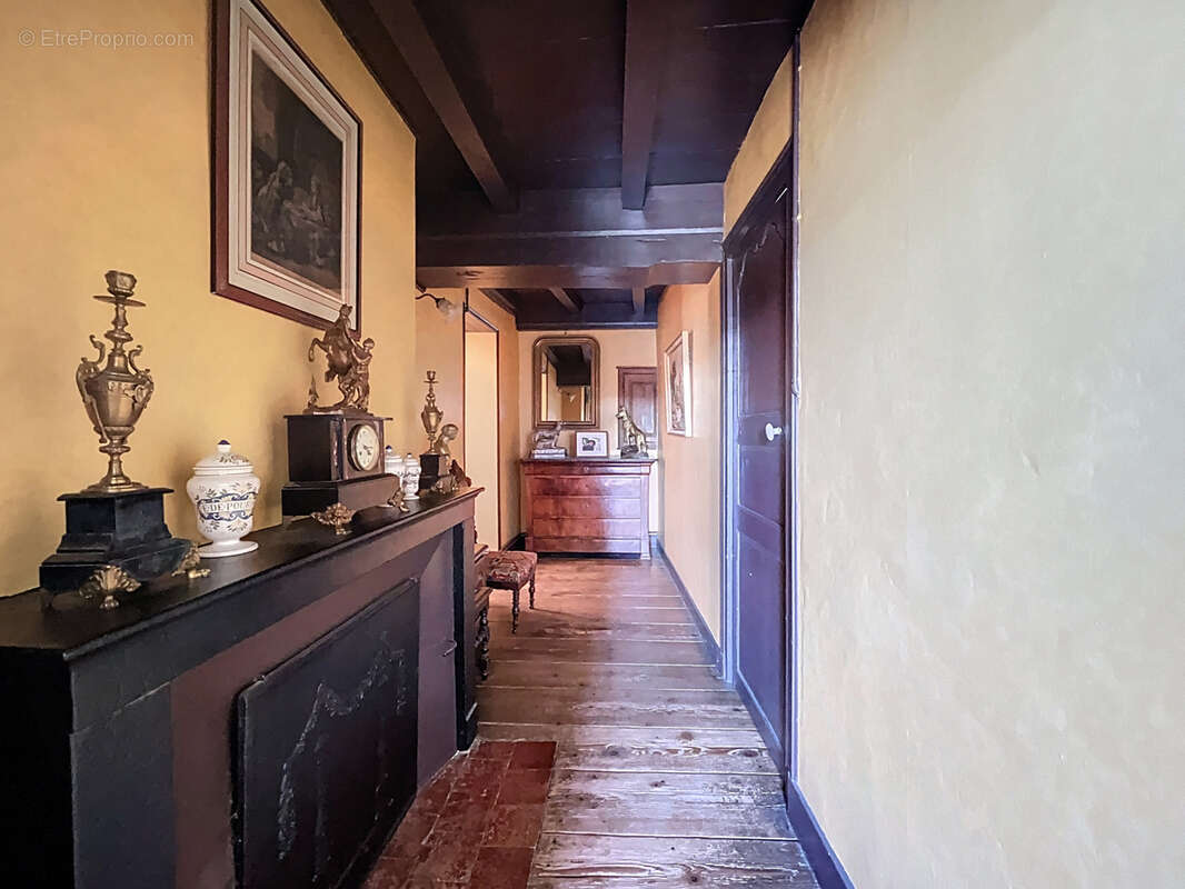 Maison à GRANCEY-LE-CHATEAU-NEUVELLE