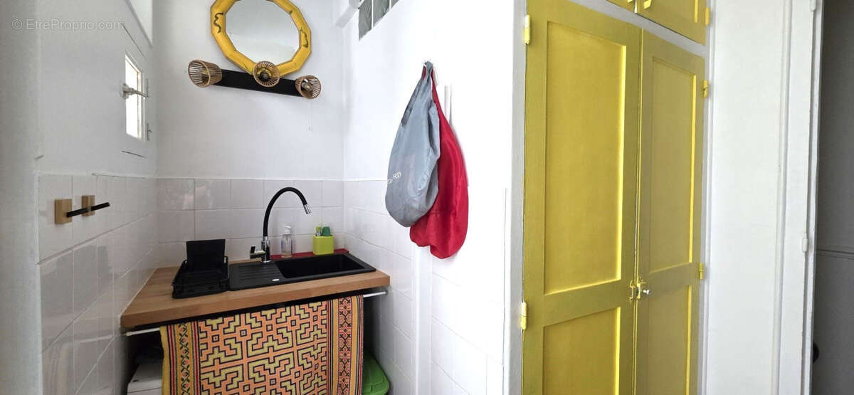 Appartement à PARIS-20E