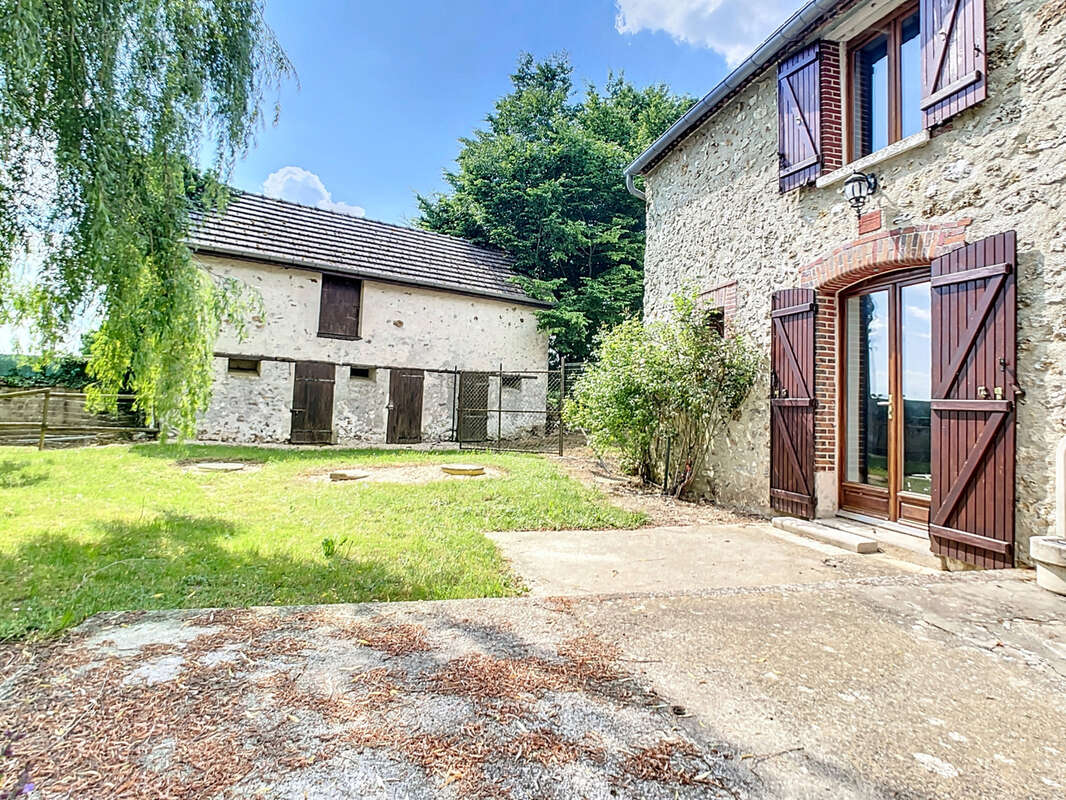 Maison à MONTMIRAIL