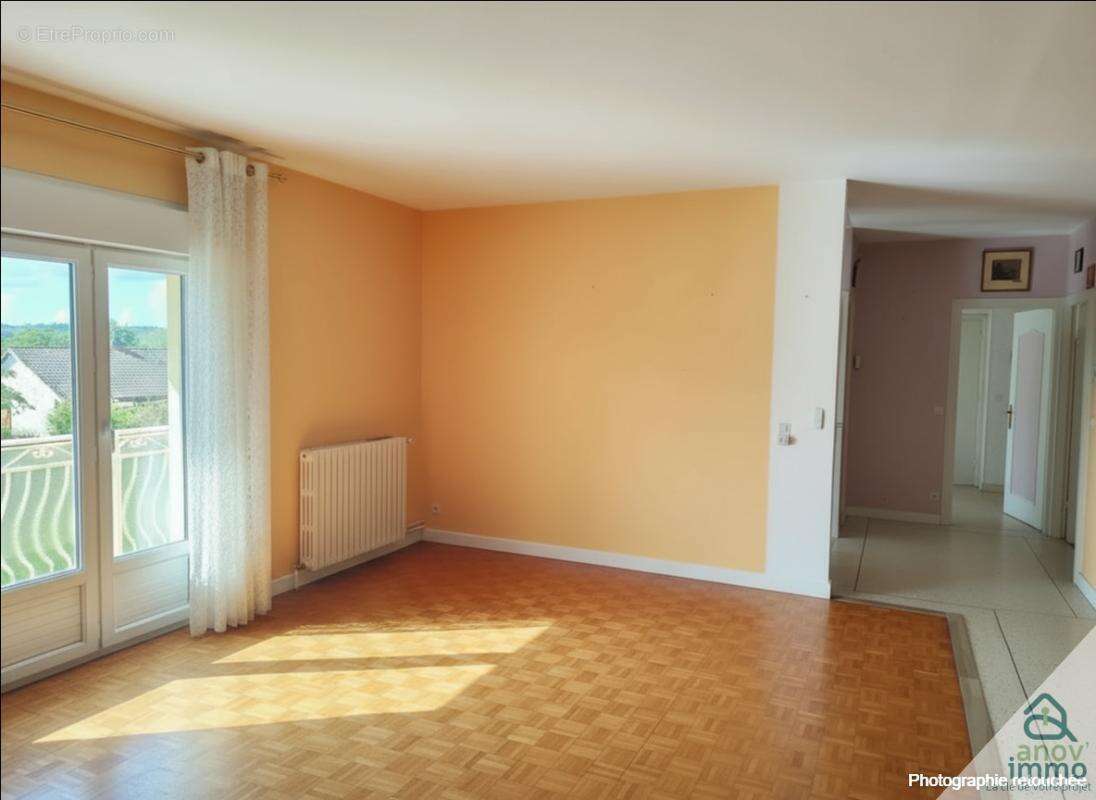 Maison à SAINT-JUNIEN