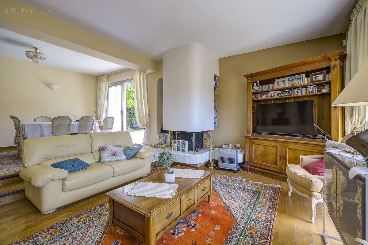 Maison à LA COLLE-SUR-LOUP