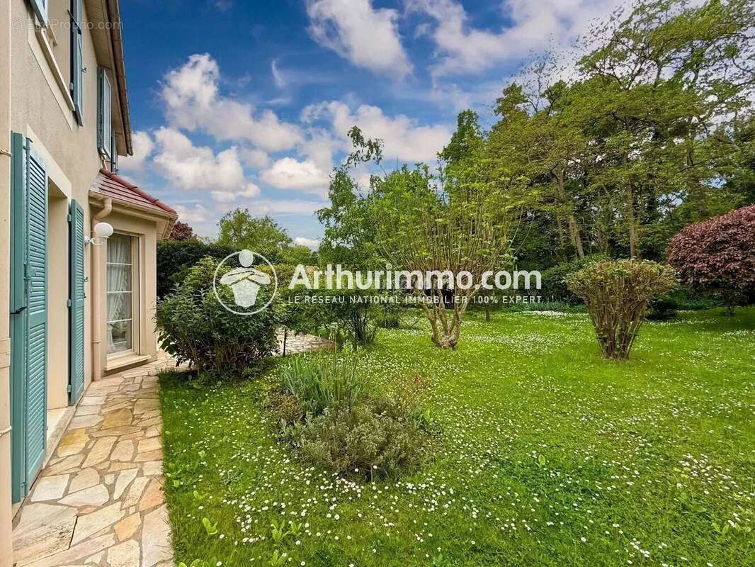 Maison à SAINT-GERMAIN-LES-CORBEIL