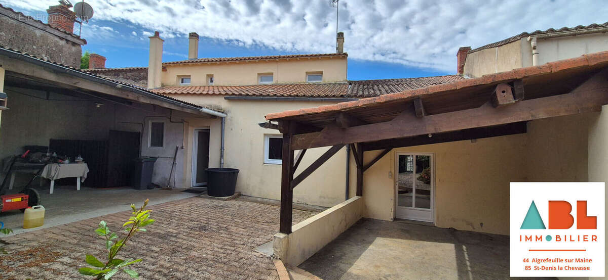 Maison à CHAVAGNES-EN-PAILLERS