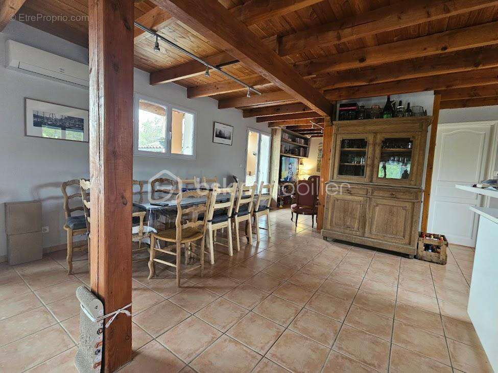 Maison à VALLON-PONT-D'ARC