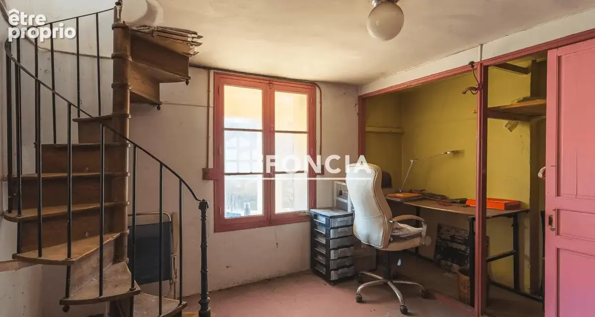 Toulon, maison années 30, dans un quartier recherché, les 4 chemins. Travaux à prévoir - photo 5