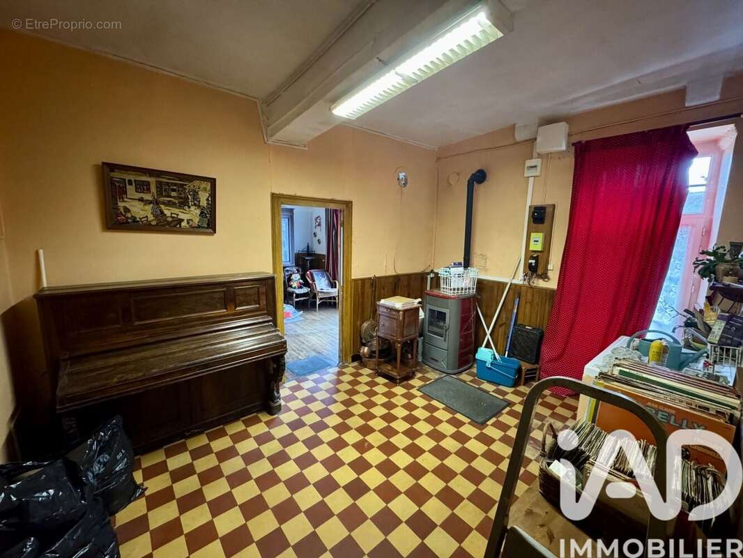 Maison 218 m² à La Tagniere  - photo 7