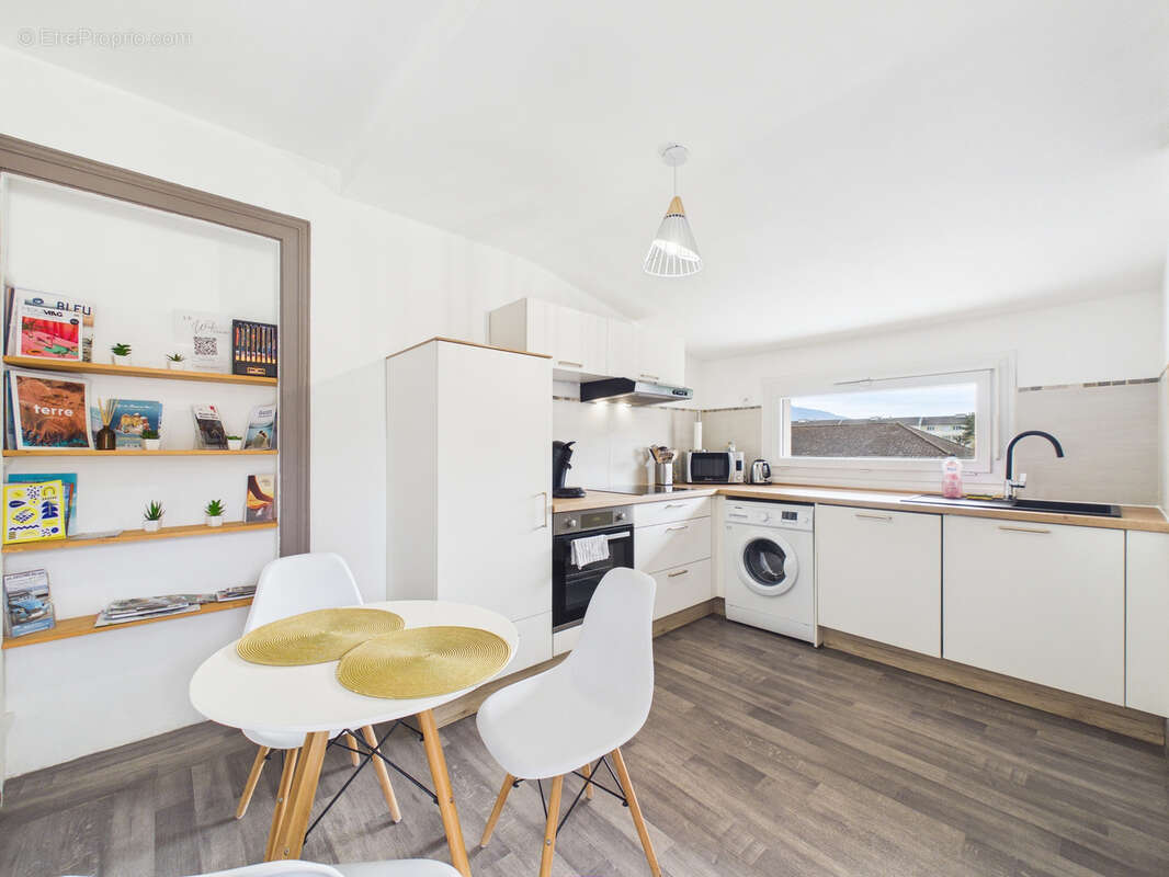 Appartement à AIX-LES-BAINS