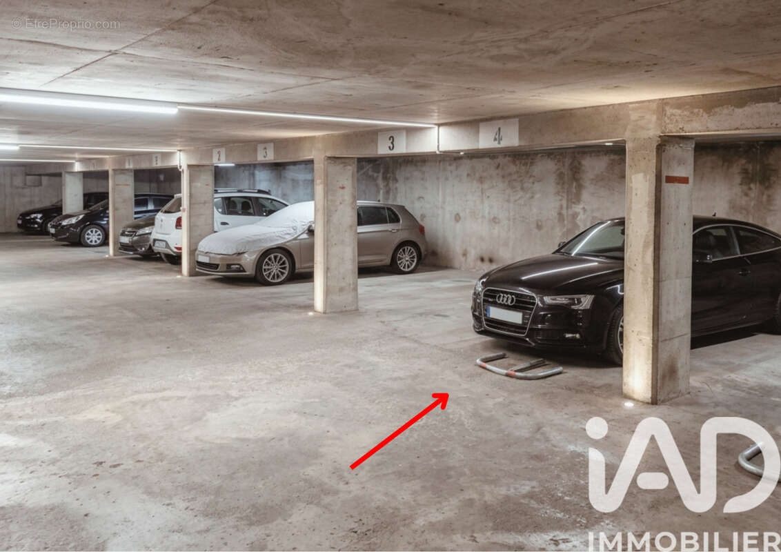 Photo 2 - Parking à PARIS-19E
