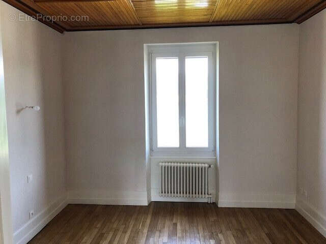 Appartement à SAINT-POINT-LAC