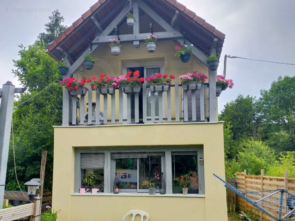 Maison à TOUCY