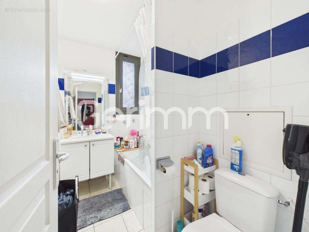 Appartement à MEYLAN
