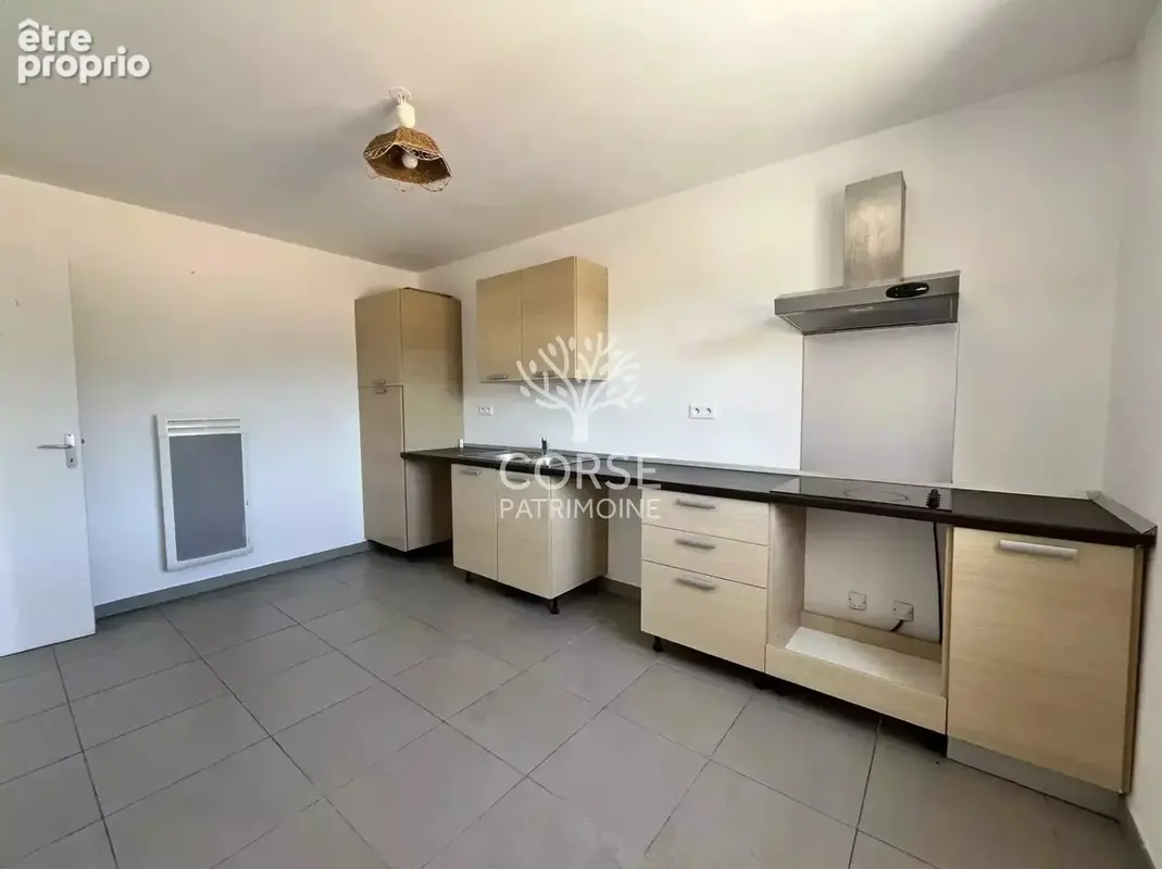 Appartement T4 Duplex avec jardin - photo 4