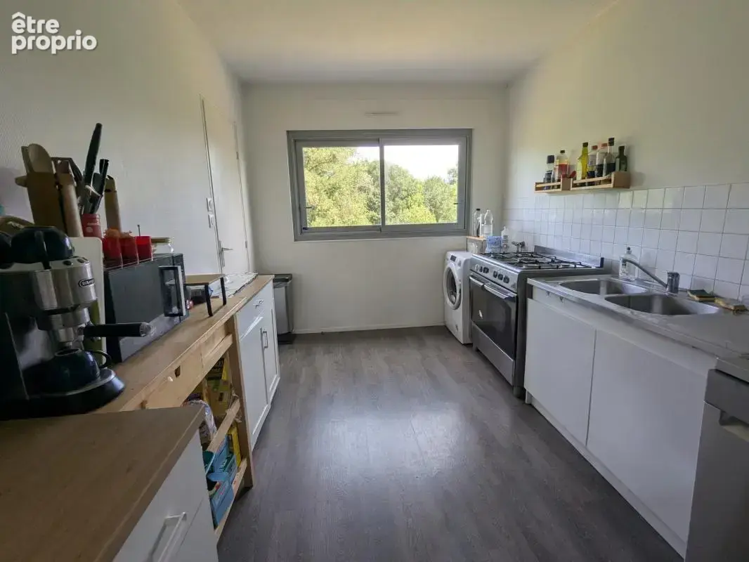 T4 avec balcon et 2 places de parking - photo 9