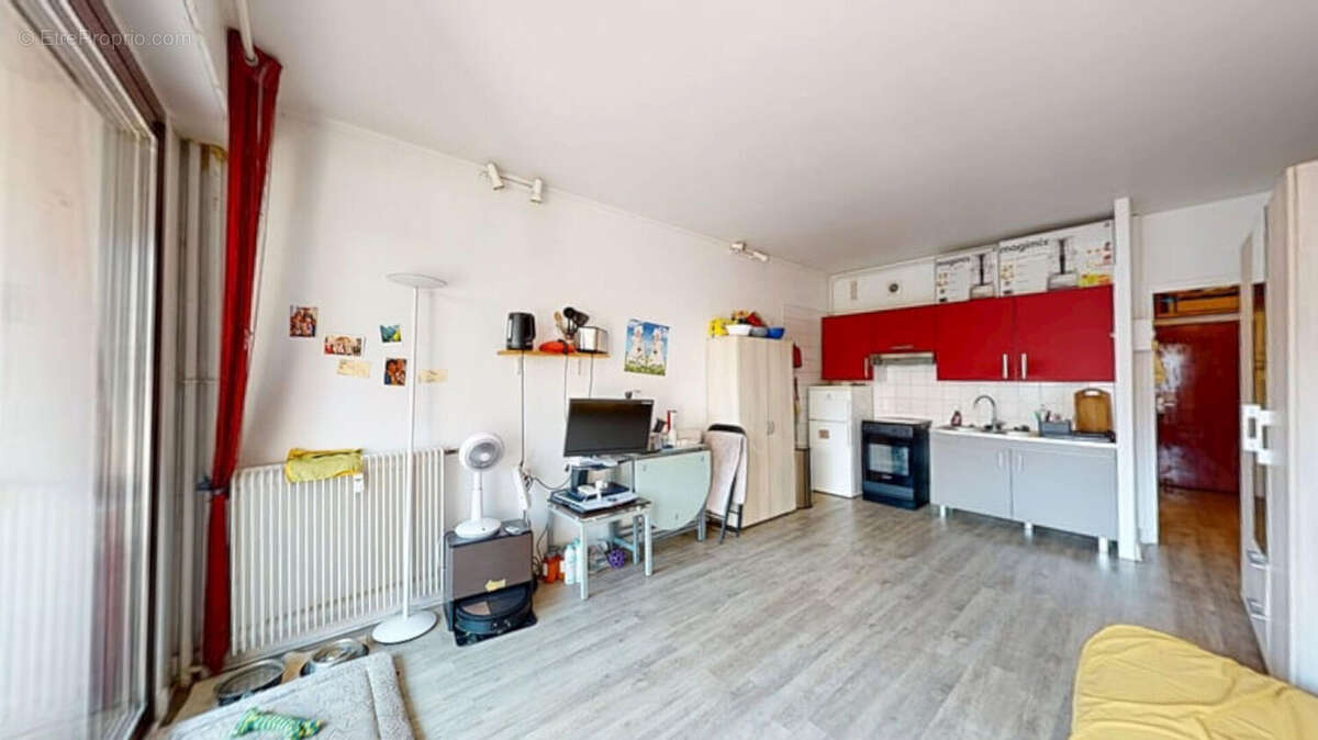 Eglise de pantin  grand studio  grand balcon avec vue degagee  exposition est  31 m²  balcon  calme & lumineux  cave  - photo 9