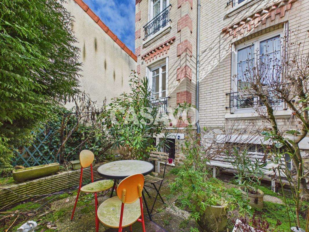 Maison à FONTENAY-SOUS-BOIS